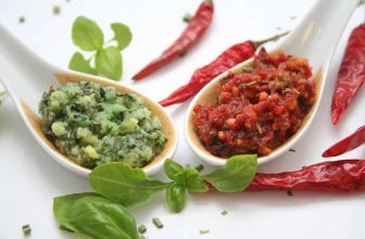 Pesto - rotes und grünes Pesto